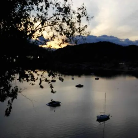 Chalet With 4 Bedrooms In With Wonderful Mountain View And Enclosed Garden *